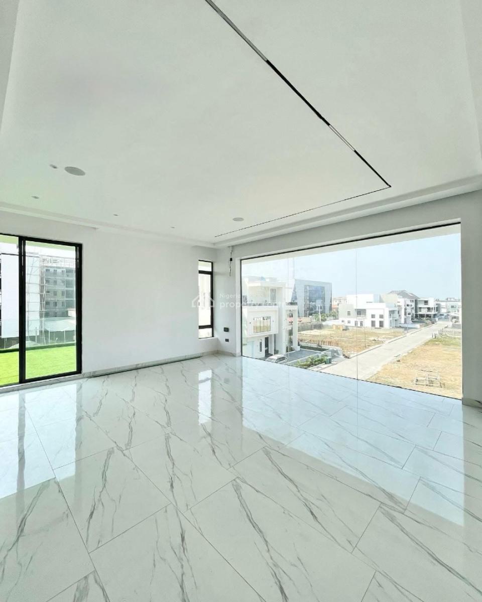 5 bedroom detached duplex for sale