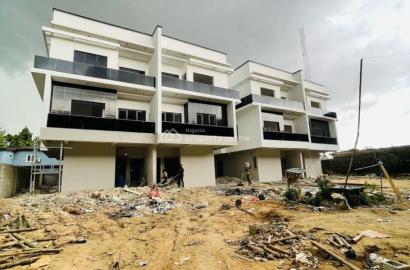 5 bedroom semi-detached duplex for sale