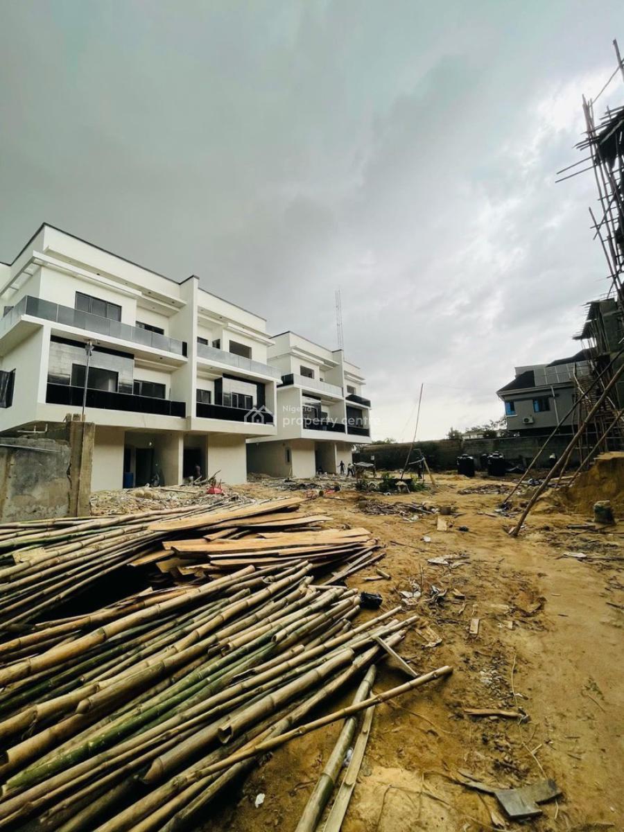 5 bedroom semi-detached duplex for sale