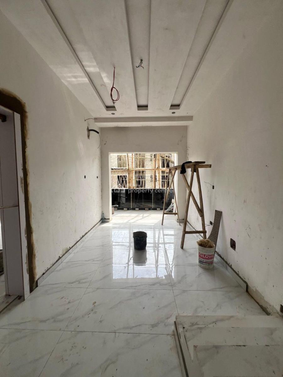 5 bedroom semi-detached duplex for sale