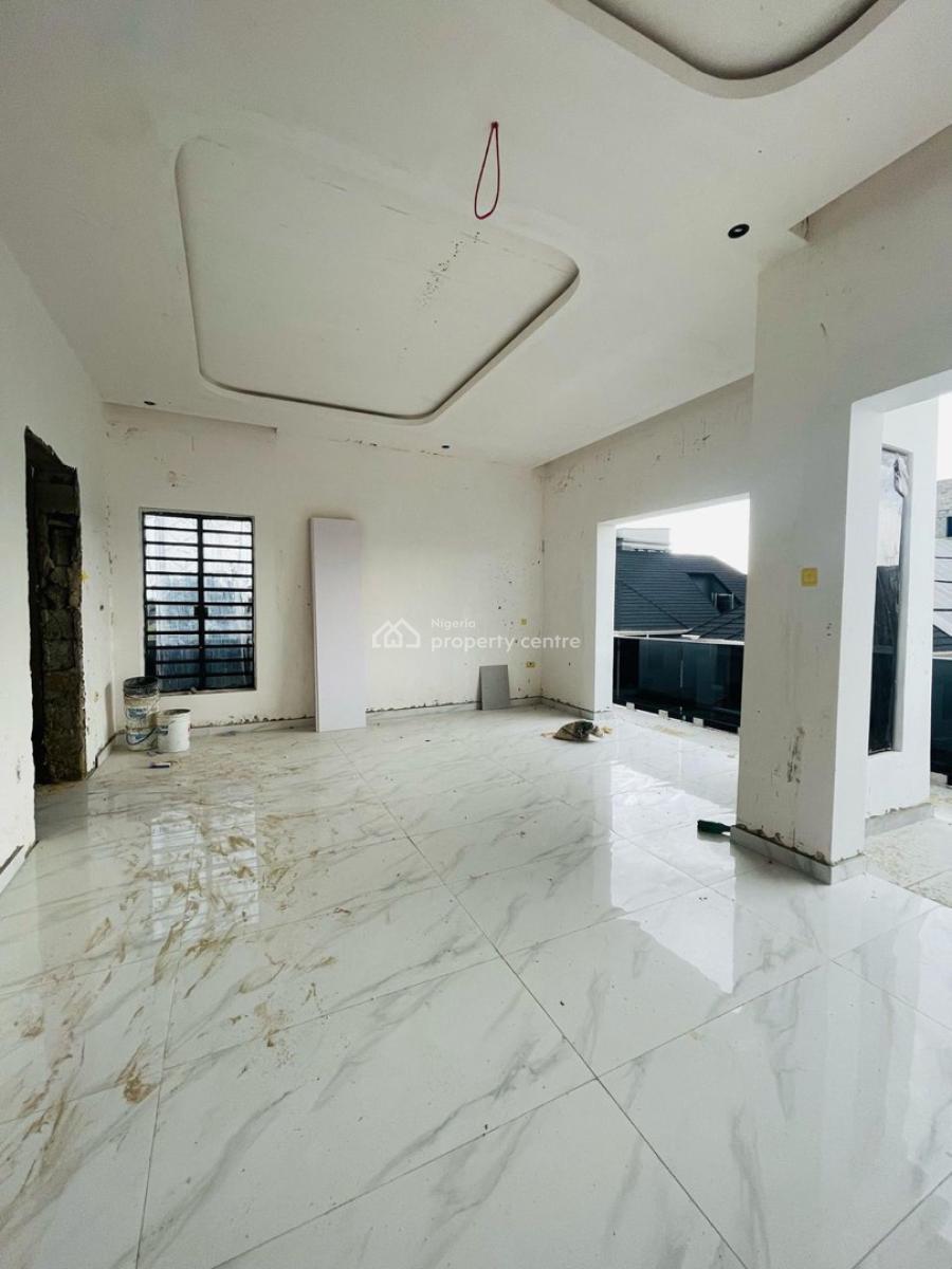 5 bedroom semi-detached duplex for sale