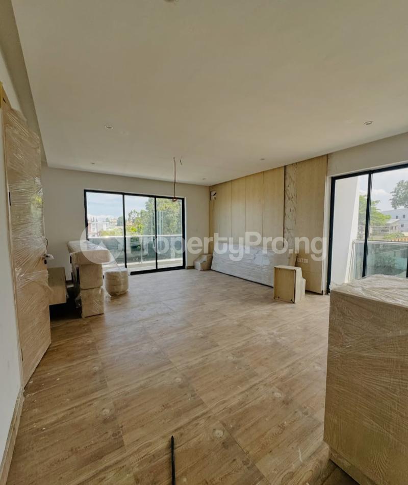 5bed Semi Detached+bq