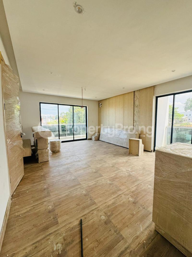 5bed Semi Detached+bq