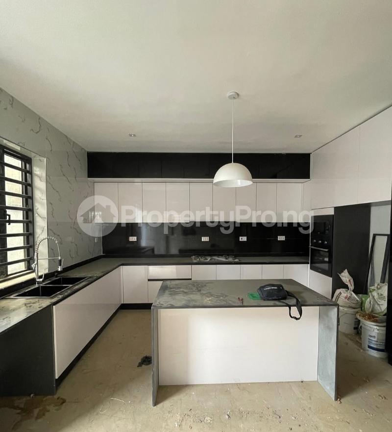 5bed Semi Detached+bq