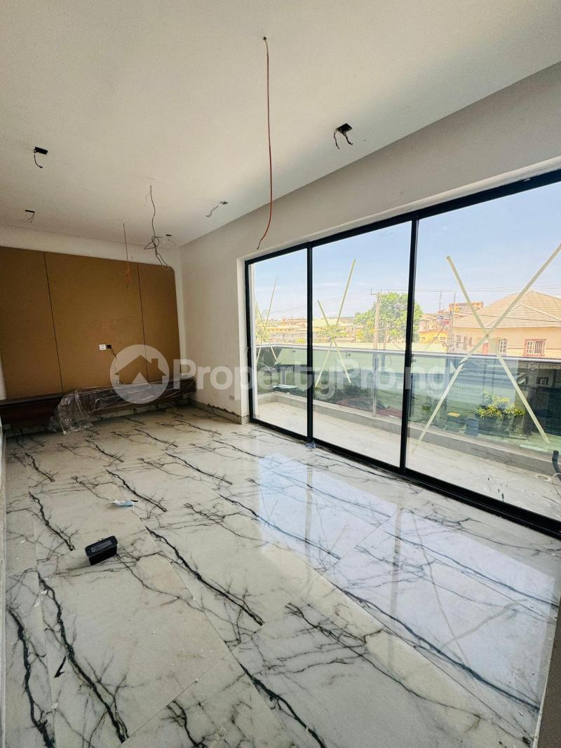 5bed Semi Detached+bq