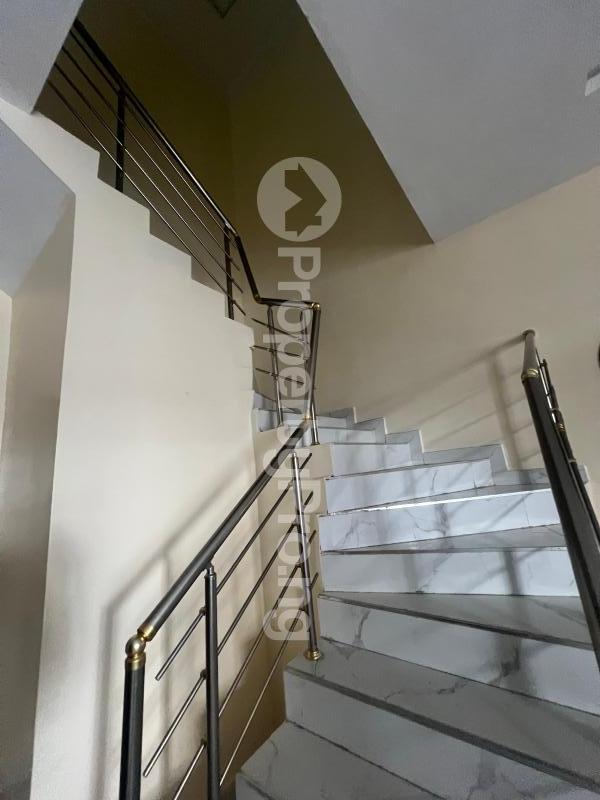 Shared Apartment