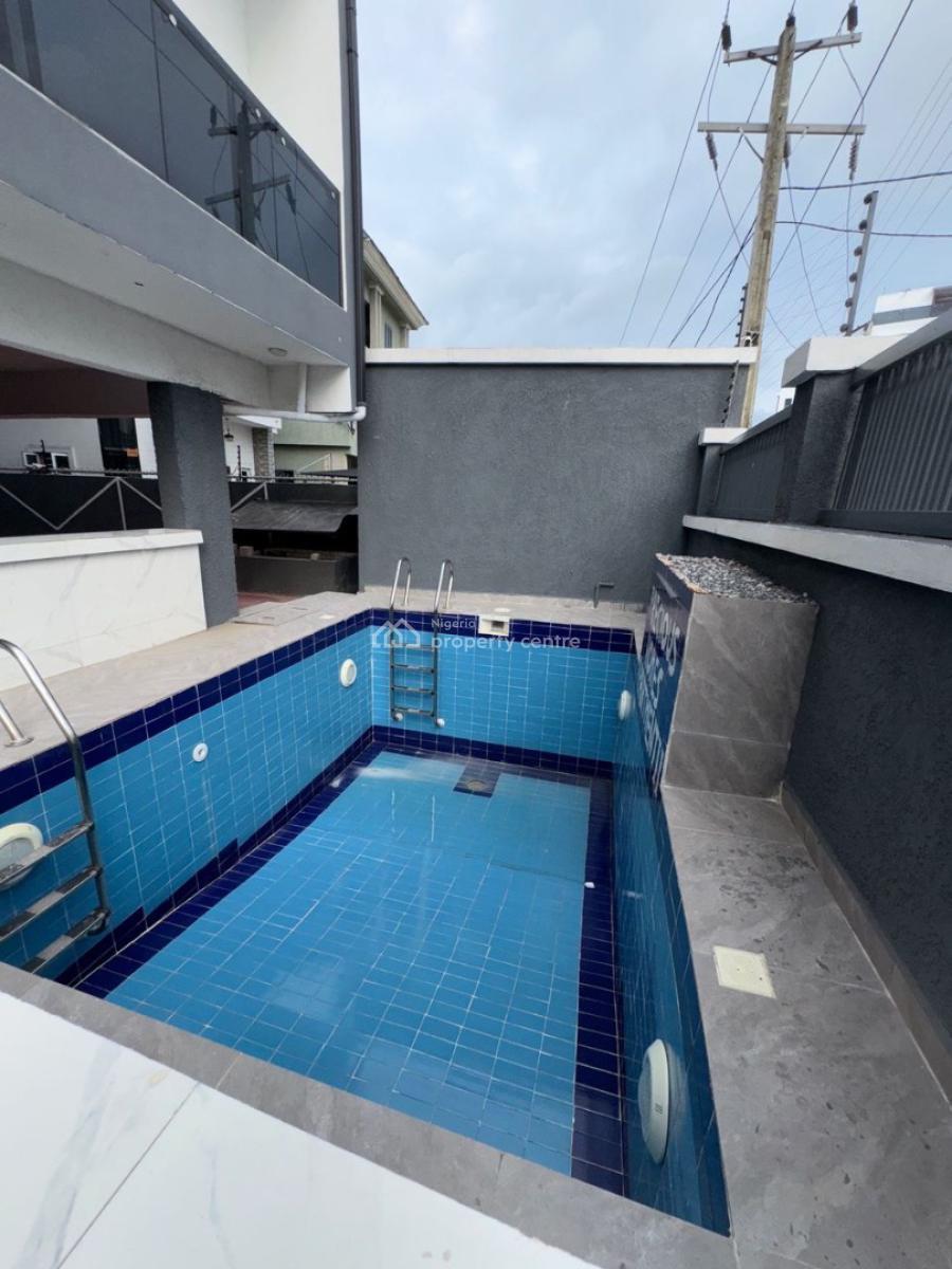 1 bedroom mini flat (room and parlour) for rent