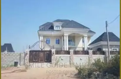 6bdrm Apartment In Emile Guide, Wuse 2 For Sale