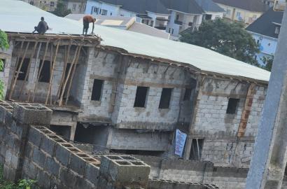 DISTRESS  SALE UNCOMPLETED 2 UNIT OF 2 BEDROOMS FLAT 3 UNIT OF ONE BEDROOM FLAT AND  3 UNIT OF. SELF CONTENT FLAT
