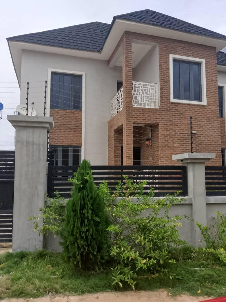 Direct to owner, just out!!!  A beautifully finished, spacious 4 bedroom Semi detached duplex, with 2 units self-contained BQ behind
