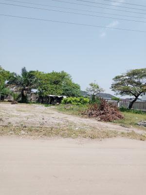 Residential Land In Lekki Phase 1  ₦1,400,000 per square meter