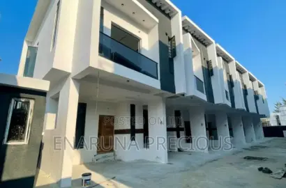 Furnished 4bdrm Townhouse/Terrace in Orchid, Chevron for sale