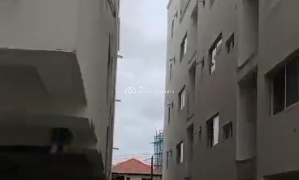 2 bedroom flat / apartment for sale