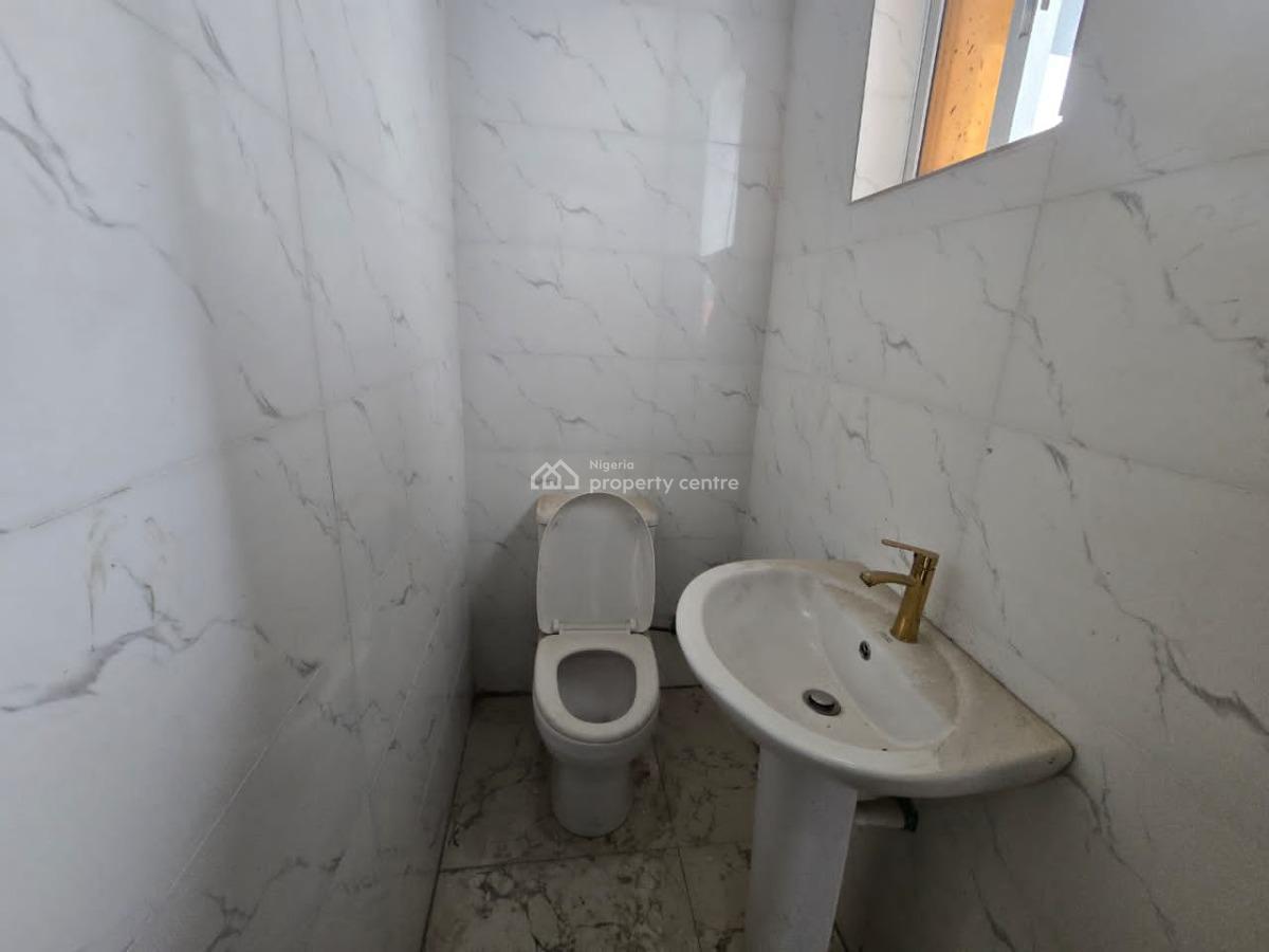 Newly Built Service One-bedroom Flat Apartment