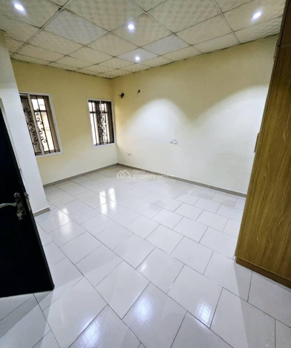 4 bedroom commercial property for rent