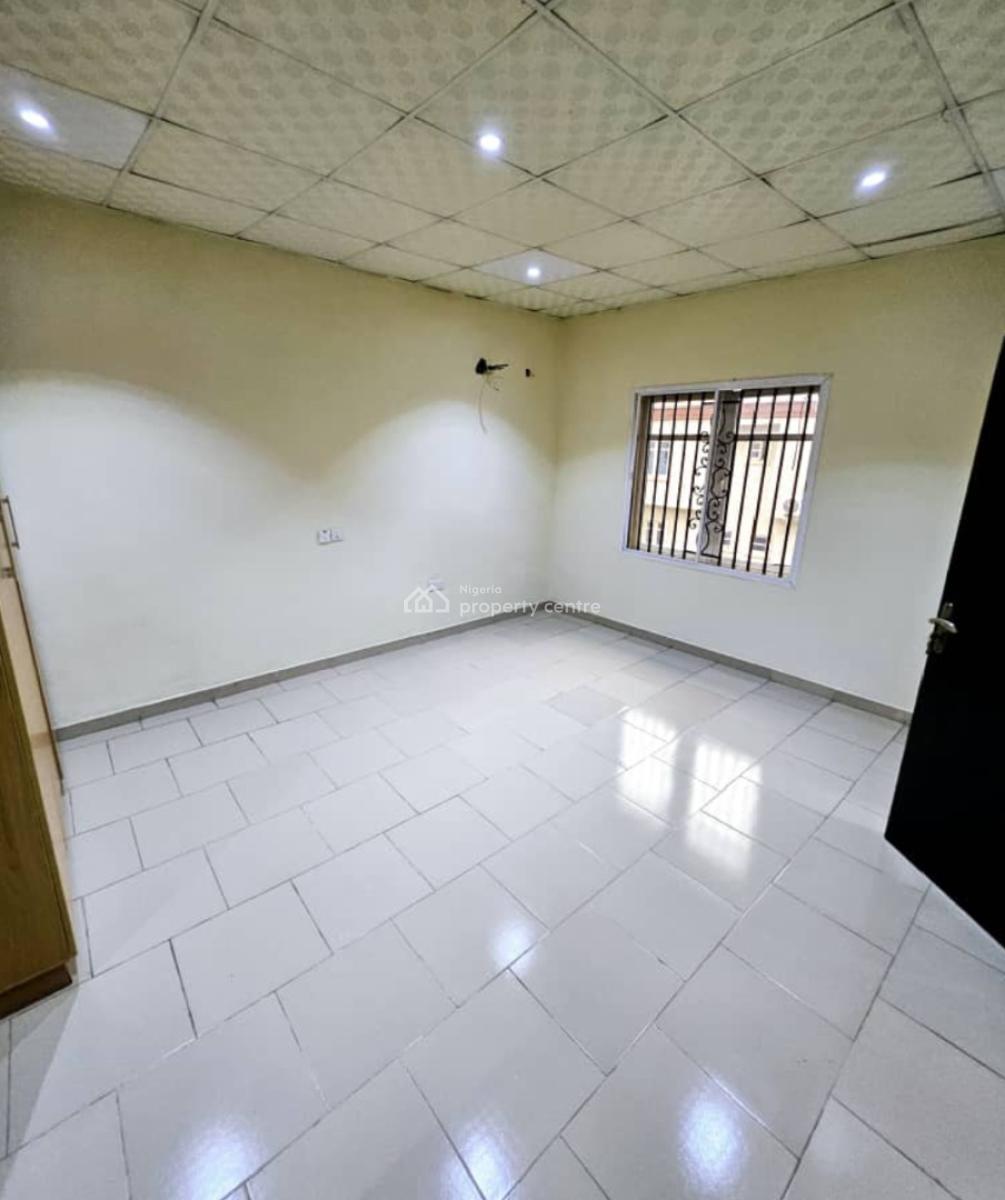 4 bedroom commercial property for rent