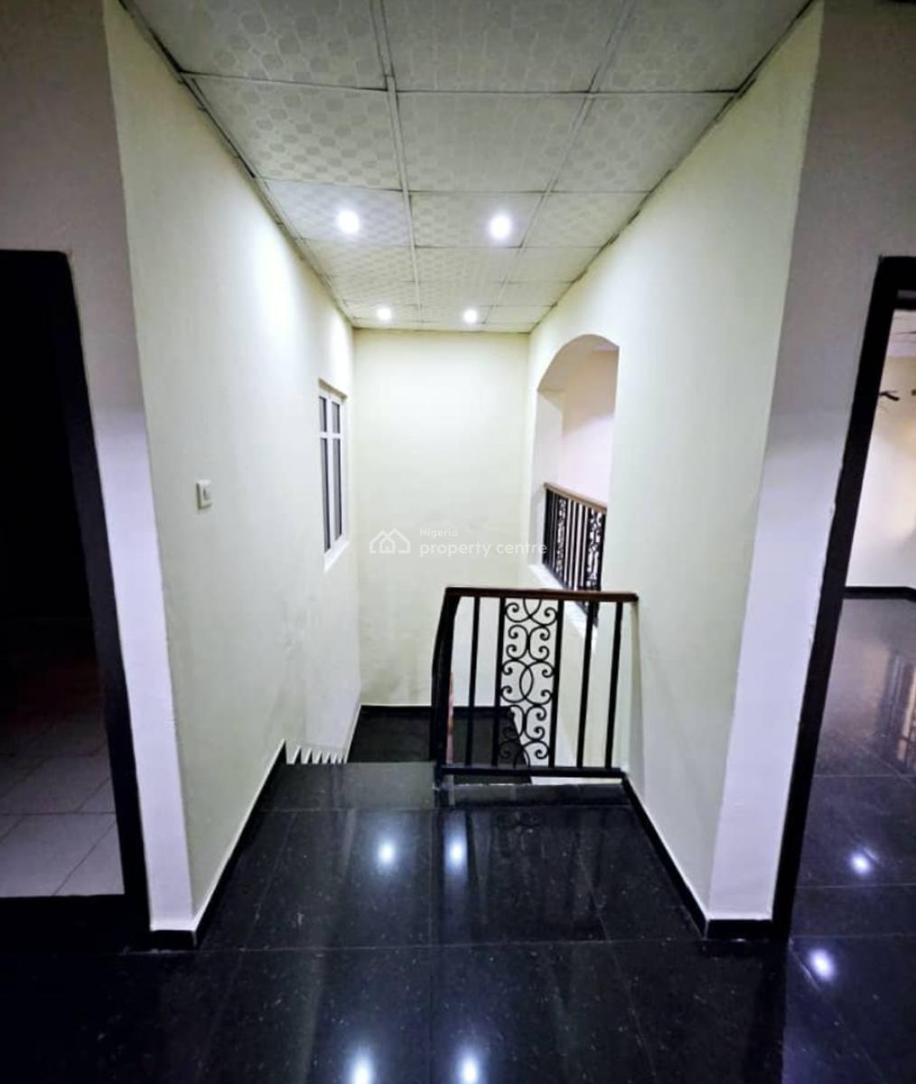 4 bedroom commercial property for rent