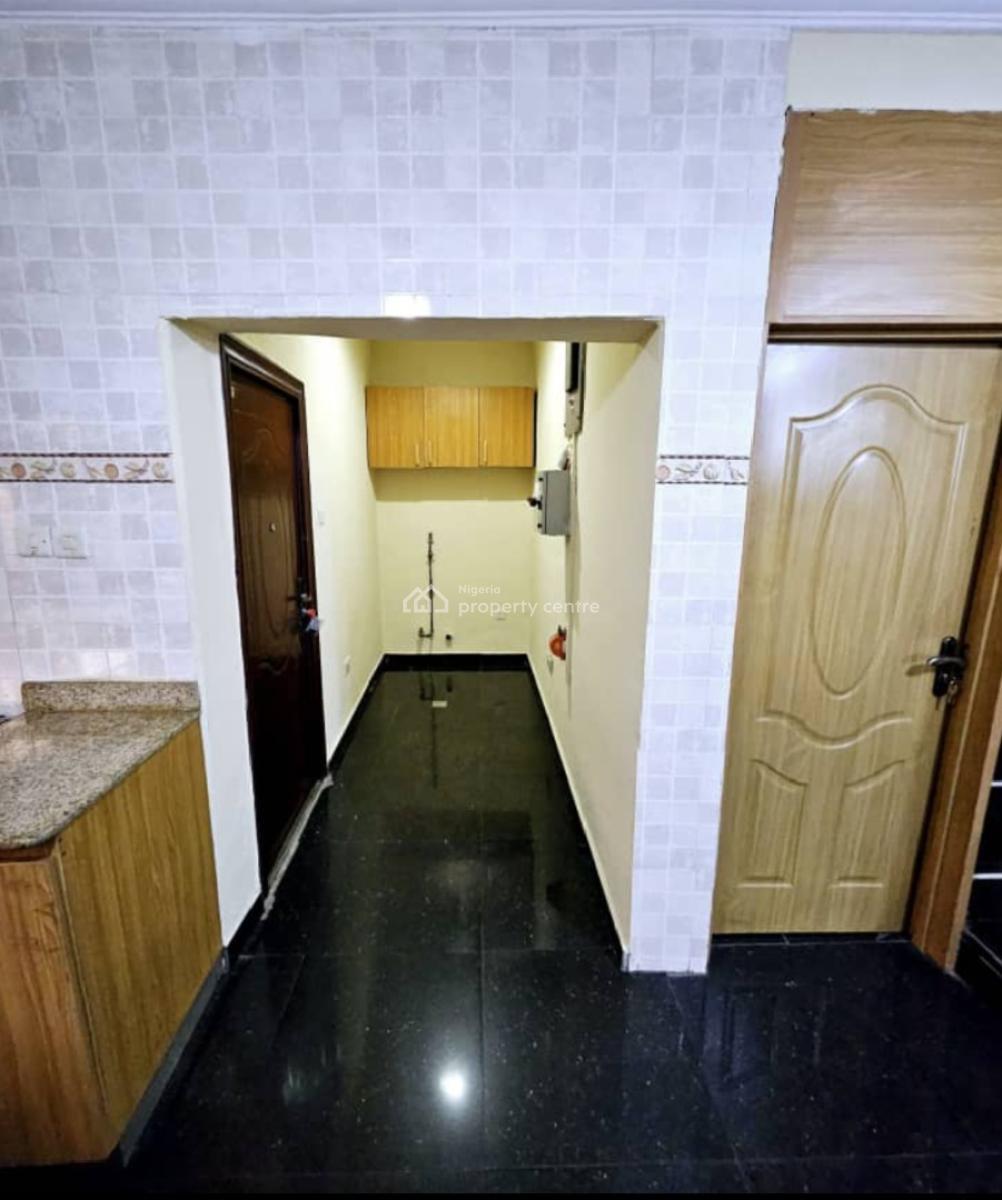 4 bedroom commercial property for rent