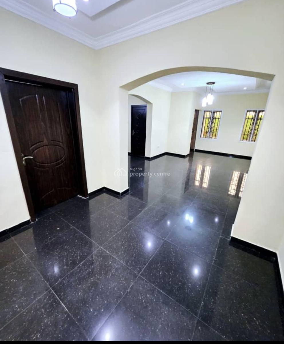4 bedroom commercial property for rent