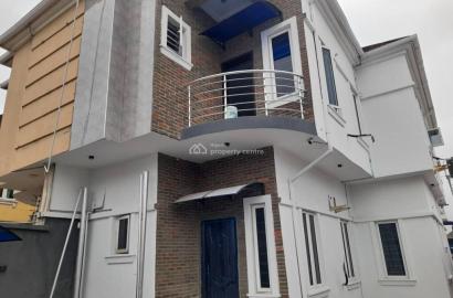 4 Bedrooms Semi-detached With A Room Bq