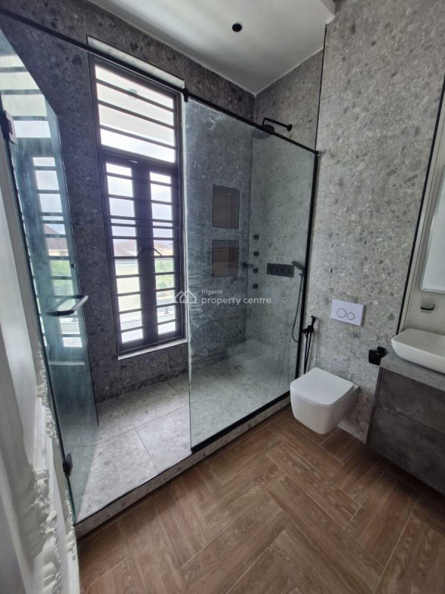 Beautifully Finished Detached 4 Bedroom Duplex With 2 Room Bq