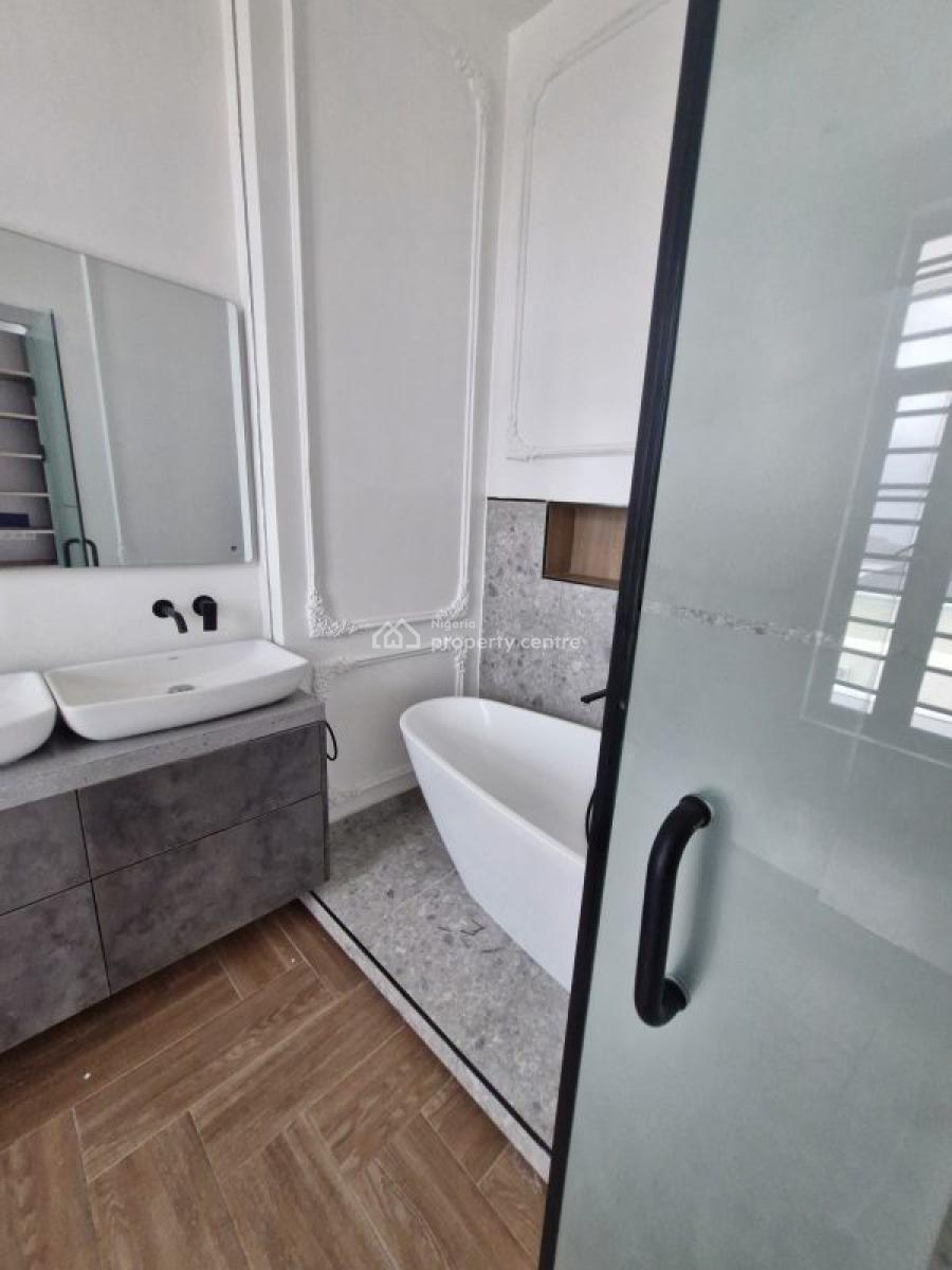 Beautifully Finished Detached 4 Bedroom Duplex With 2 Room Bq