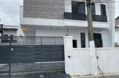 4 bedroom detached duplex for sale