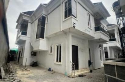 Nicely Built 5 Bedroom Fully Detached Duplex With A Room Bq & Security