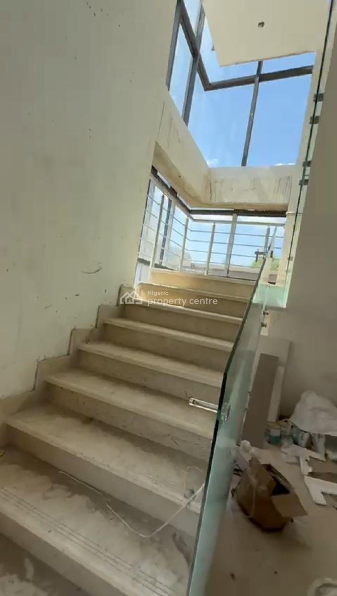 5 bedroom detached duplex for sale