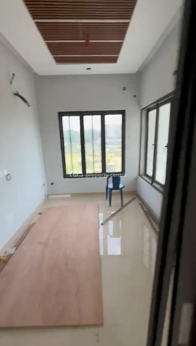 5 bedroom detached duplex for sale