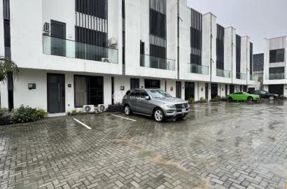 4 bedroom terraced duplex for sale