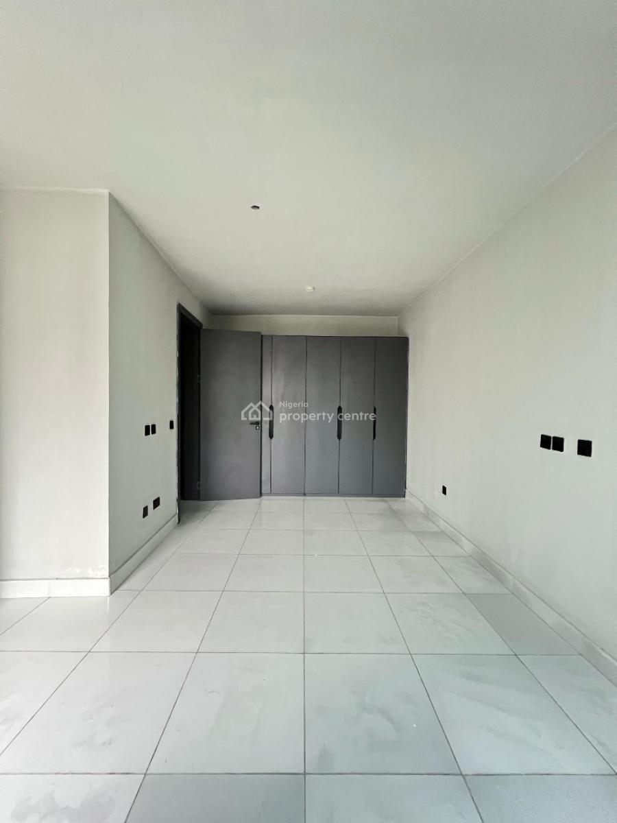 4 bedroom terraced duplex for sale
