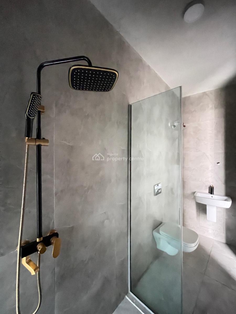 4 bedroom terraced duplex for sale