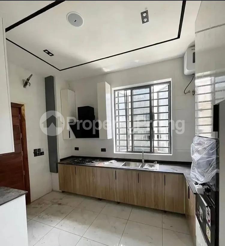2 & 3 Bedroom Apartment
