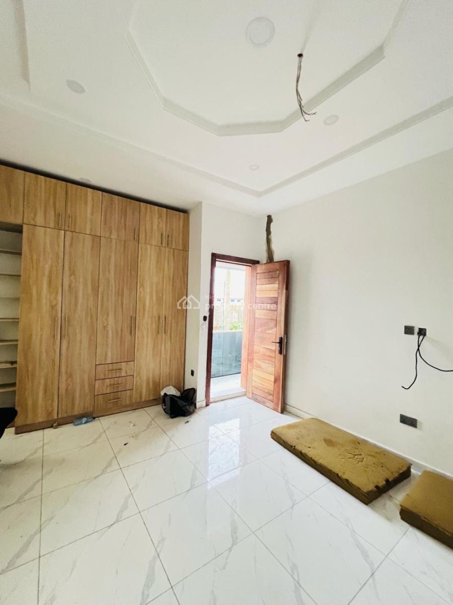 4 bedroom detached duplex for sale