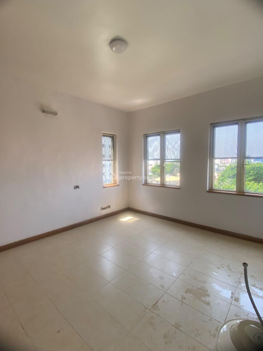 3 bedroom flat / apartment for rent