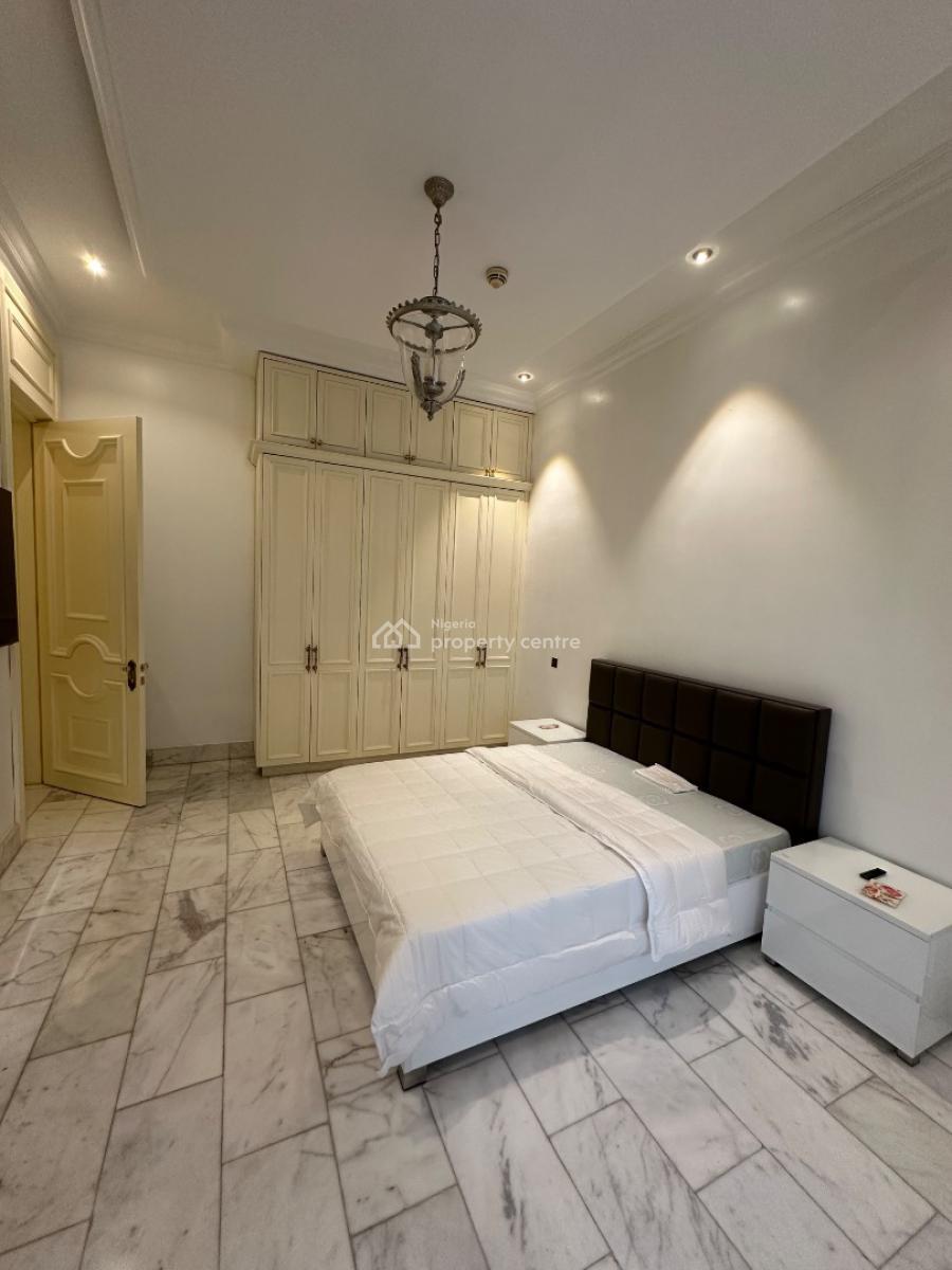 Luxury 3 Bedroom Apartment With A Bq