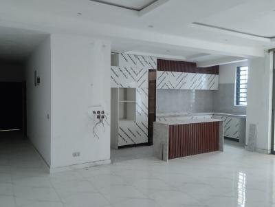 Brand New Fully Serviced 2 Bedroom Flat