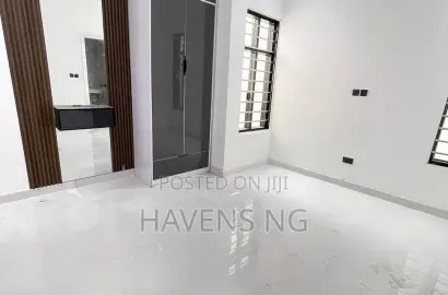 5bdrm Duplex in Lekki Phase 1 for sale