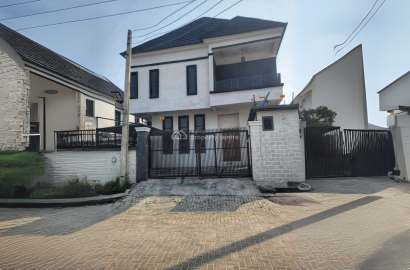 4 bedroom detached duplex for sale