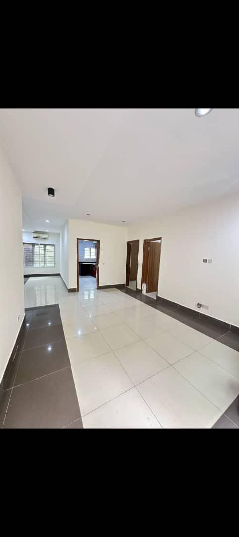 Self service 2bedrooms ground floor in oniru Victoria island Lagos  Price:#12m