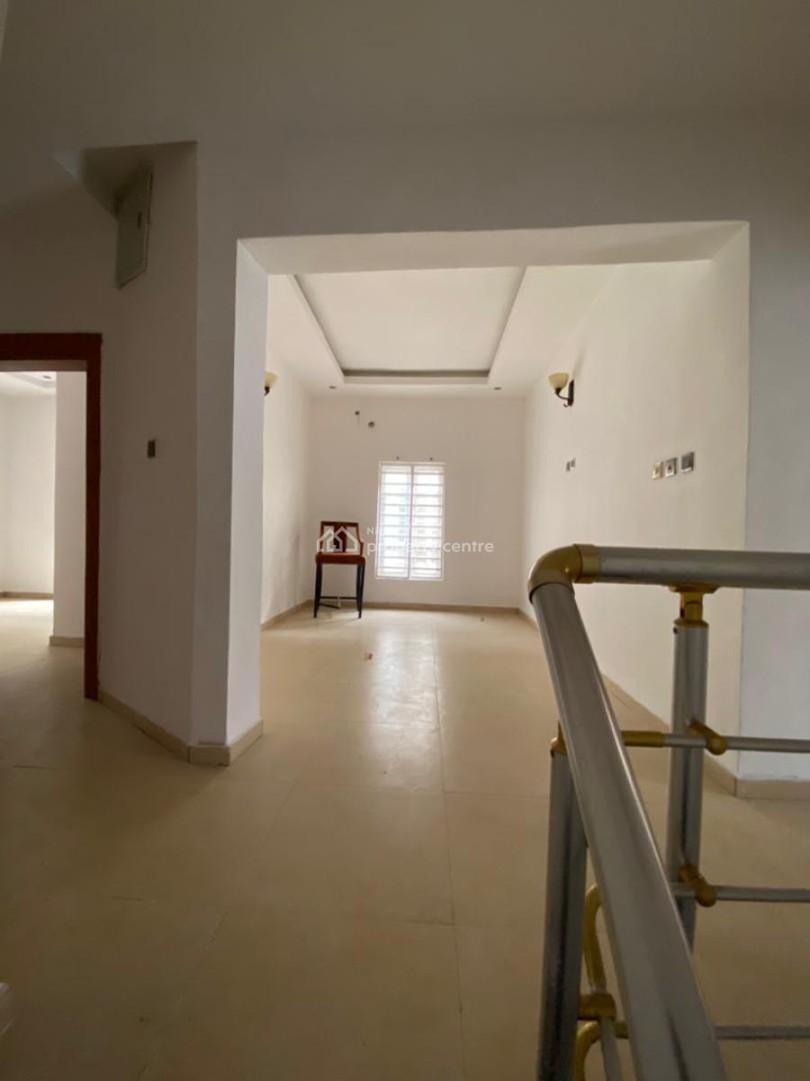 4 bedroom semi-detached duplex for rent
