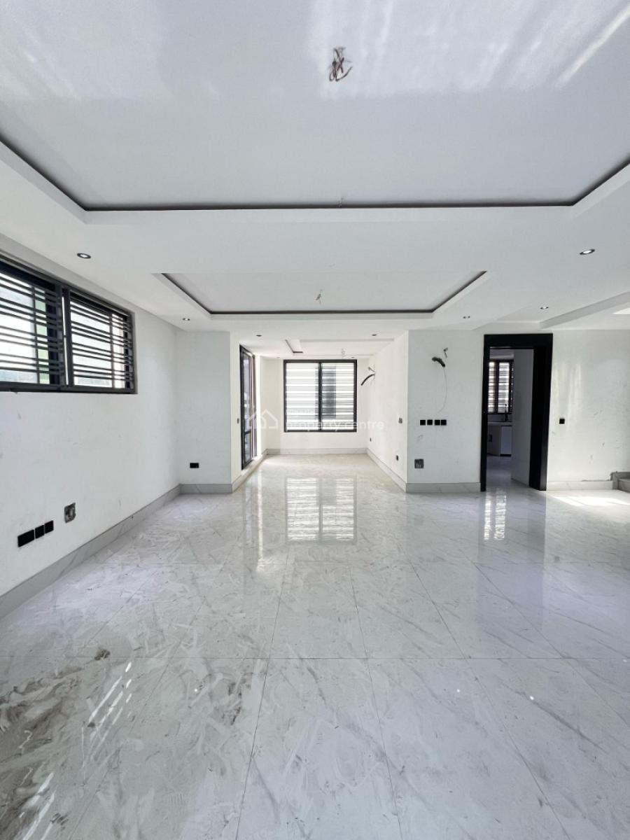 4 bedroom terraced duplex for sale