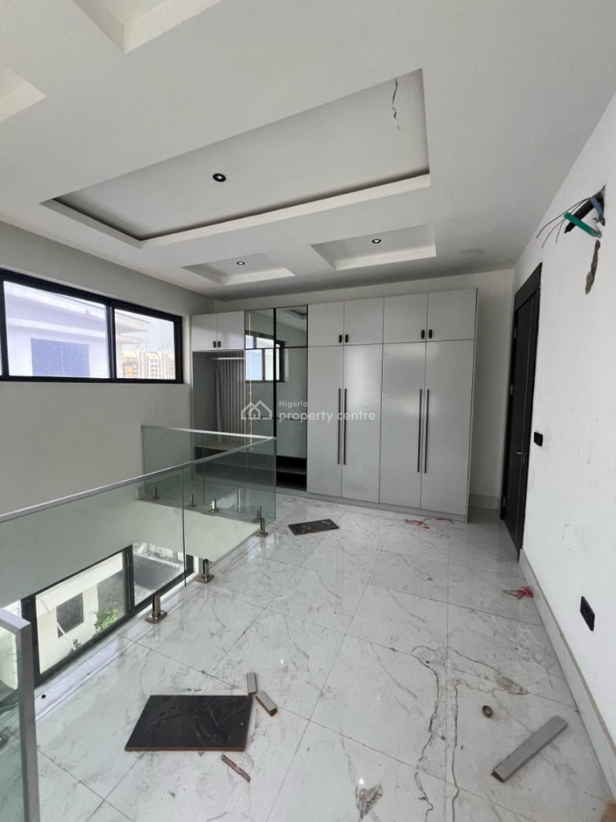 4 bedroom terraced duplex for sale