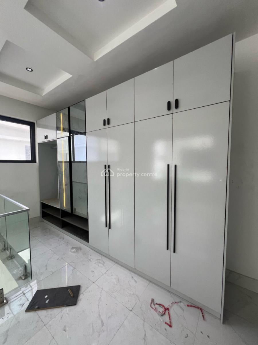 4 bedroom terraced duplex for sale