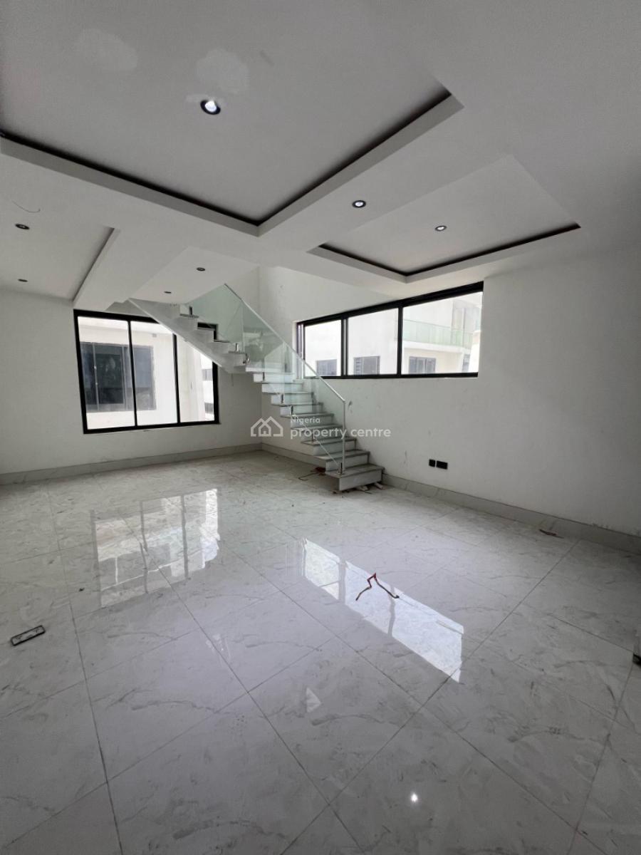 4 bedroom terraced duplex for sale