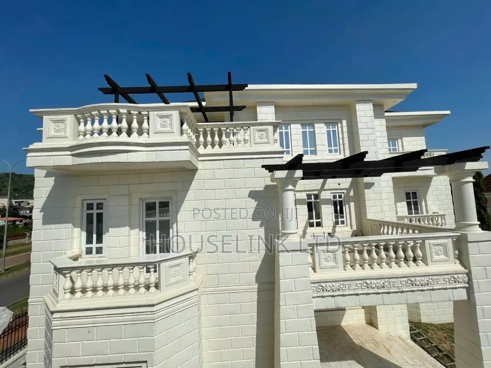 7bdrm Mansion In Katampe Extension For Sale