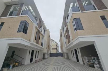 Luxury 4bedroom Penthouse