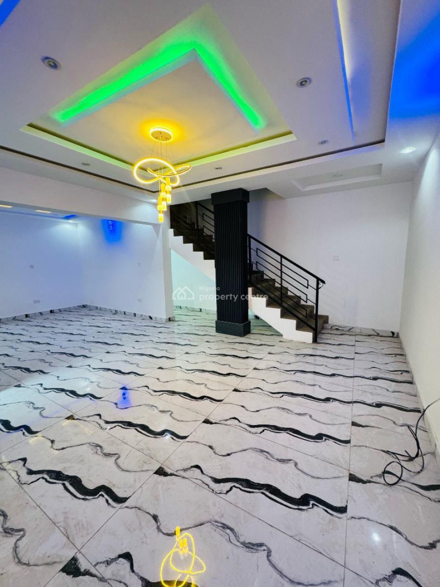 4 bedroom semi-detached duplex for sale