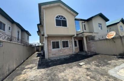 A Neatly Used 4 Bedroom Semi Detached Duplex With 1 Bedroom Detachd Bq